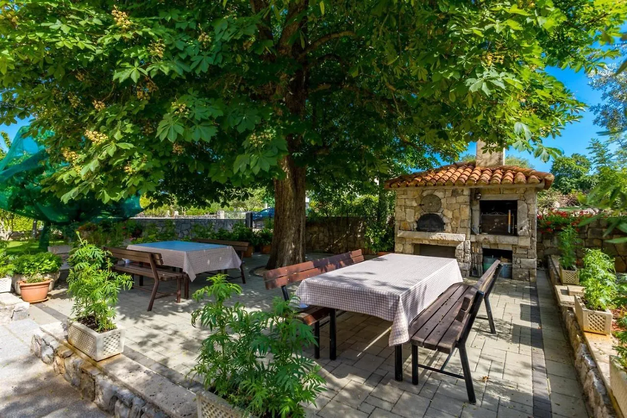 Apartments Janes Sveti Anton  0*, Sveti Anton (Krk)