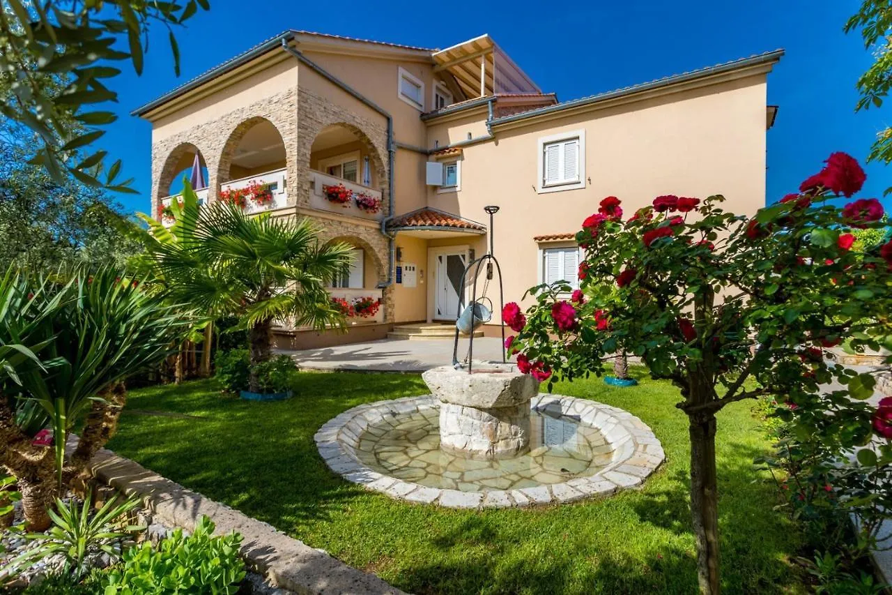 Apartments Janes Sveti Anton  Sveti Anton (Krk)