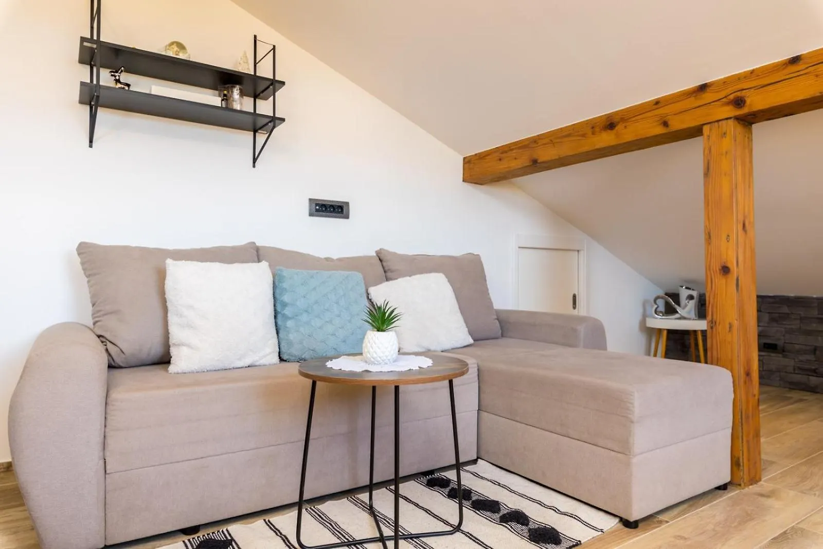 Gostinjska kuća Apartments Janes
